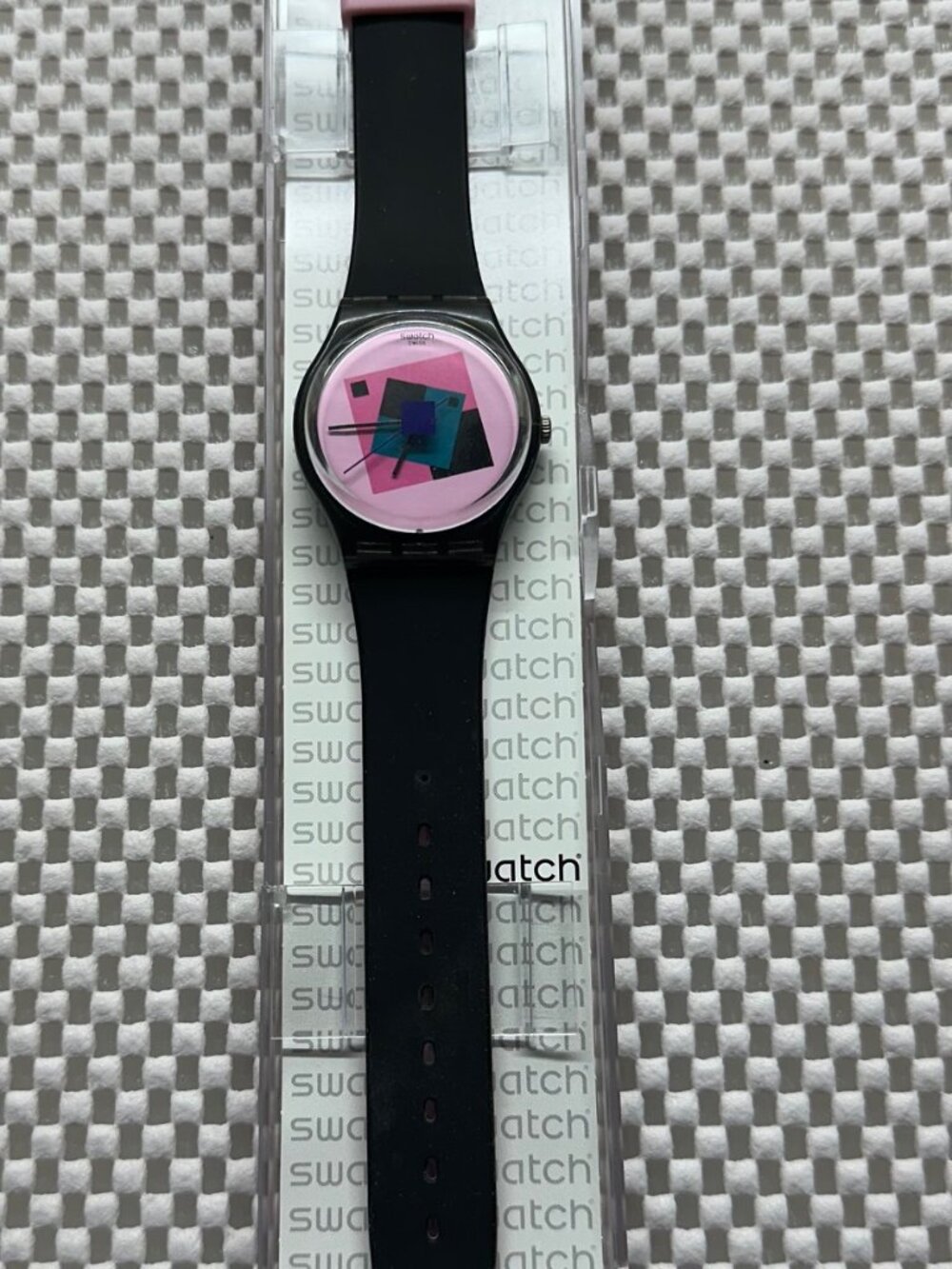Swatch Watch Crazy Square GA109 Classic 2014 - Picture 4 of 8